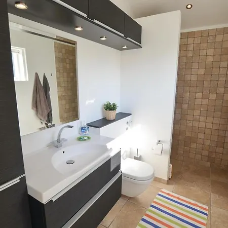 Four-bedroom Holiday In Dom wakacyjny *
